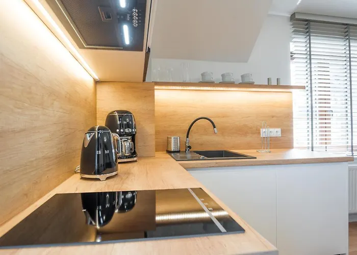 Woody - Smart Luxury * 카르파츠