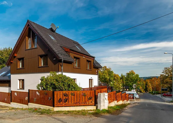 Woody - Smart Luxury 카르파츠