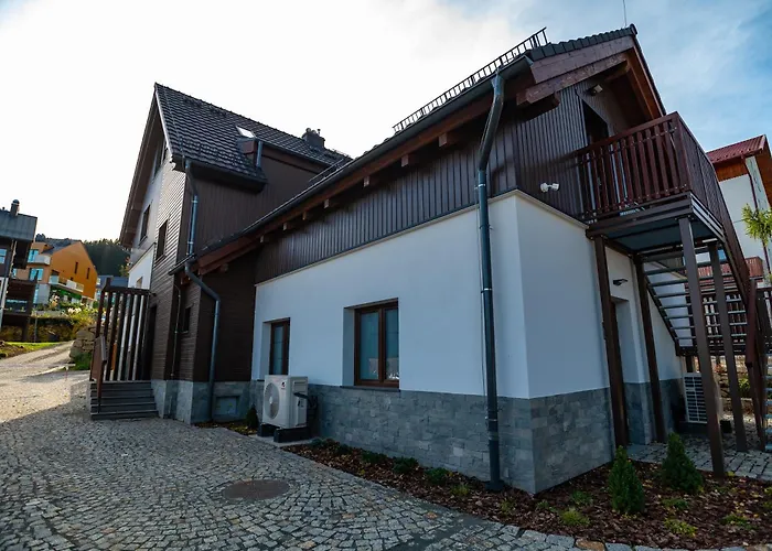 Woody - Smart Luxury * 카르파츠