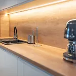 Woody - Smart Luxury Apartment