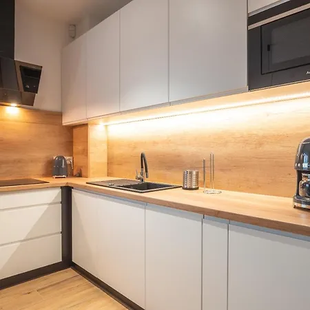 Woody - Smart Luxury Apartment *
