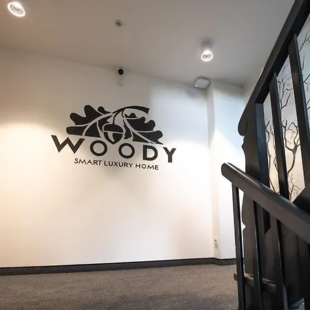 Woody - Smart Luxury